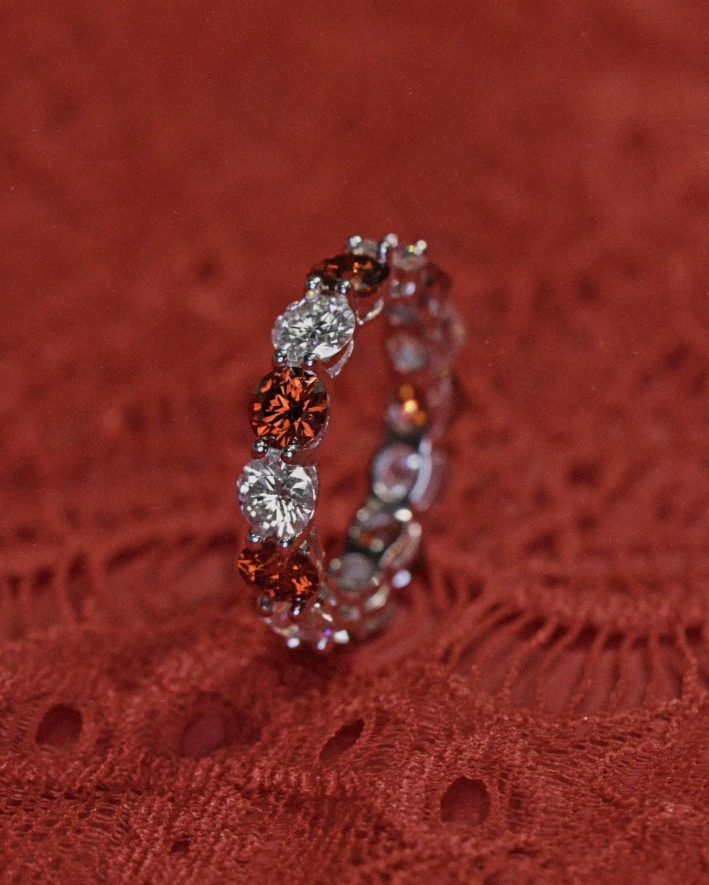 Red & White Moissanite Eternity Ring. Rhodium-plated Sterling Silver 925.