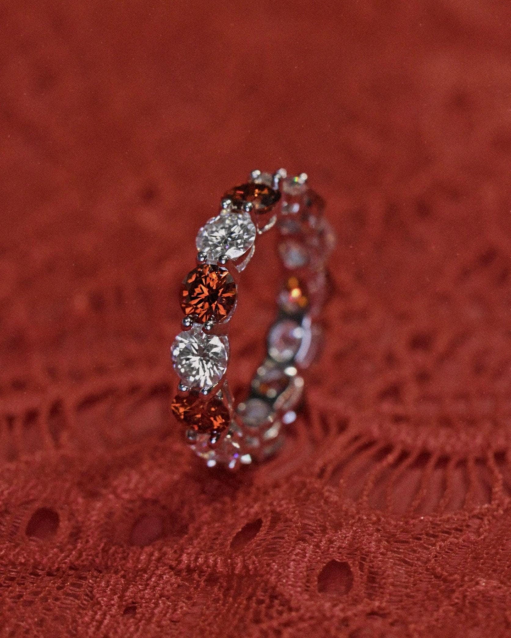 Red & White Moissanite Eternity Ring. Rhodium-plated Sterling Silver 925.