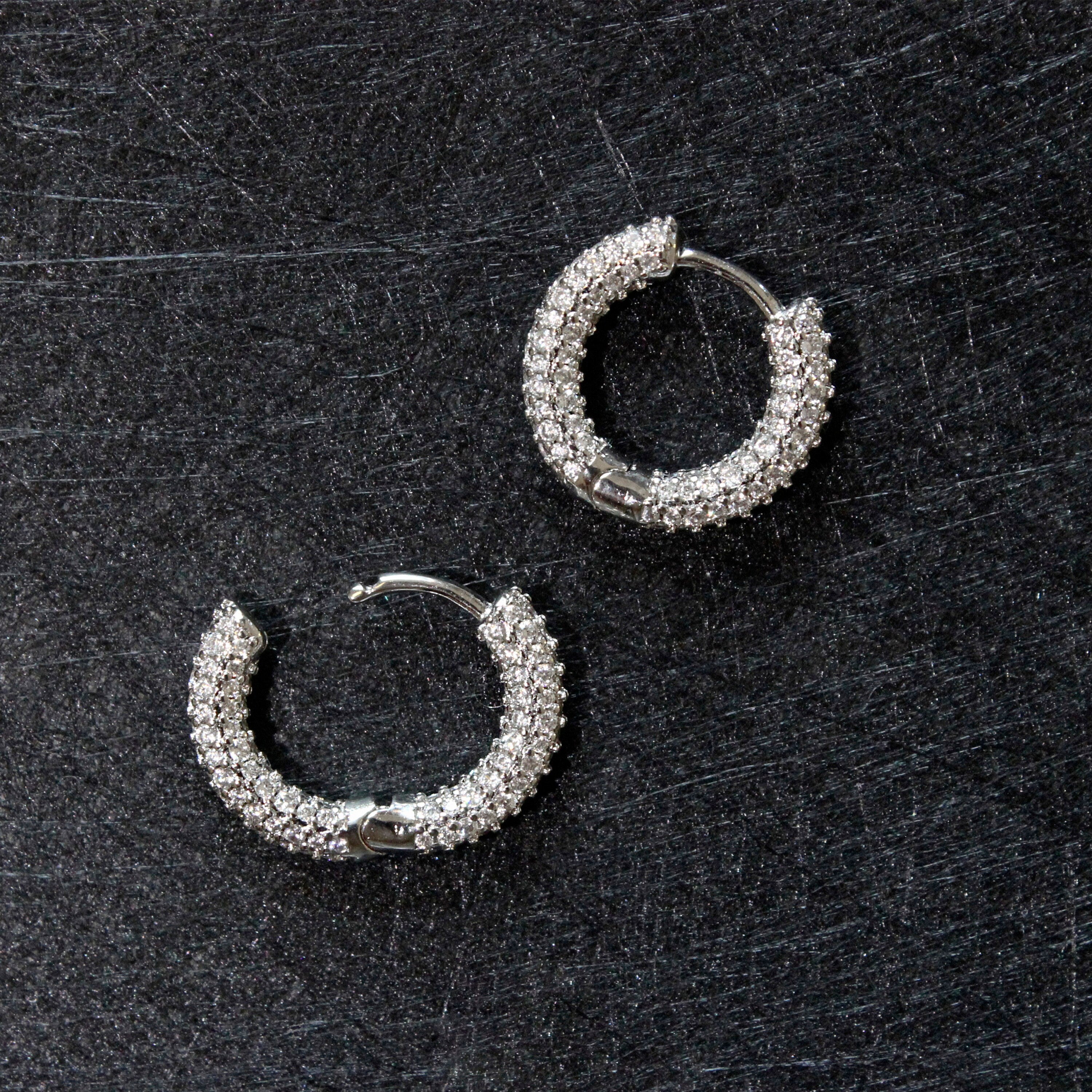 Sugar Hoops. Petit (9 mm) Sterling Silver 925 Huggies.