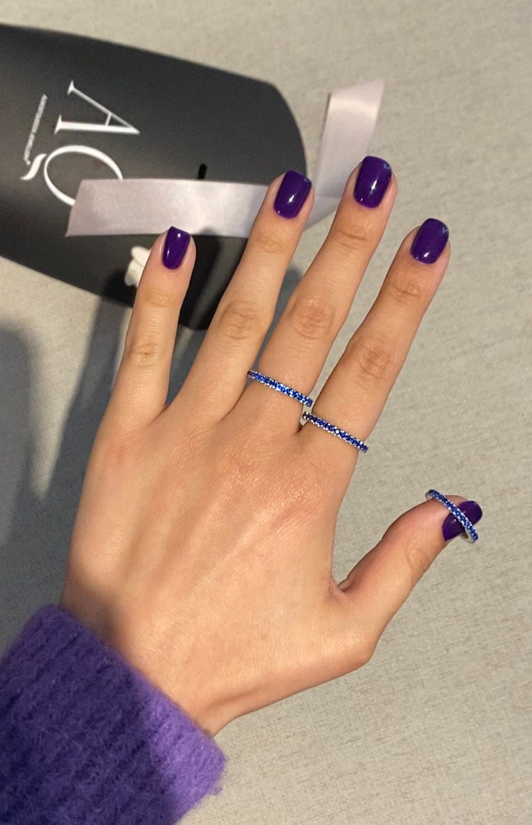Blue Thin Eternity Ring. Rhodium-plated Sterling Silver 925 + High Carbon Diamonds.