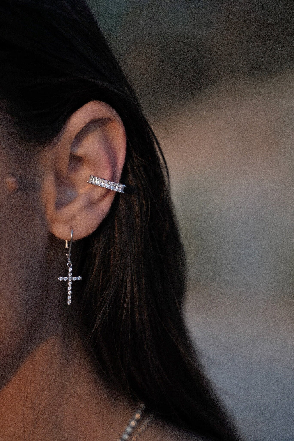 Cross Dangle Earrings. Rhodium-plated Sterling Silver 925 + High Carbon Diamonds.