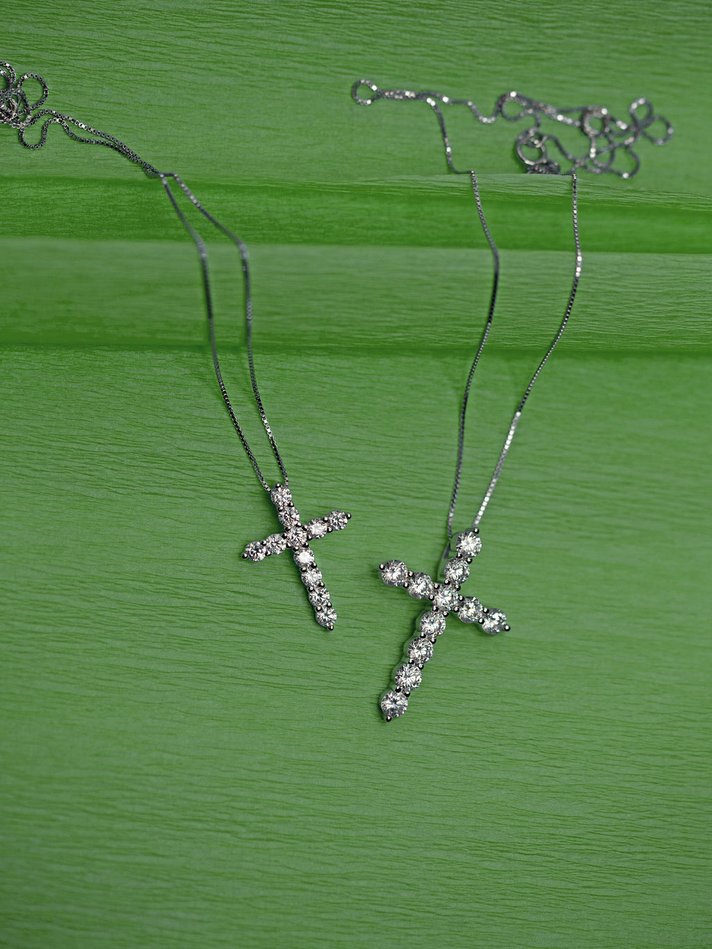 Moissanite Cross Pendant. Rhodium-plated Sterling Silver 925 neckace.