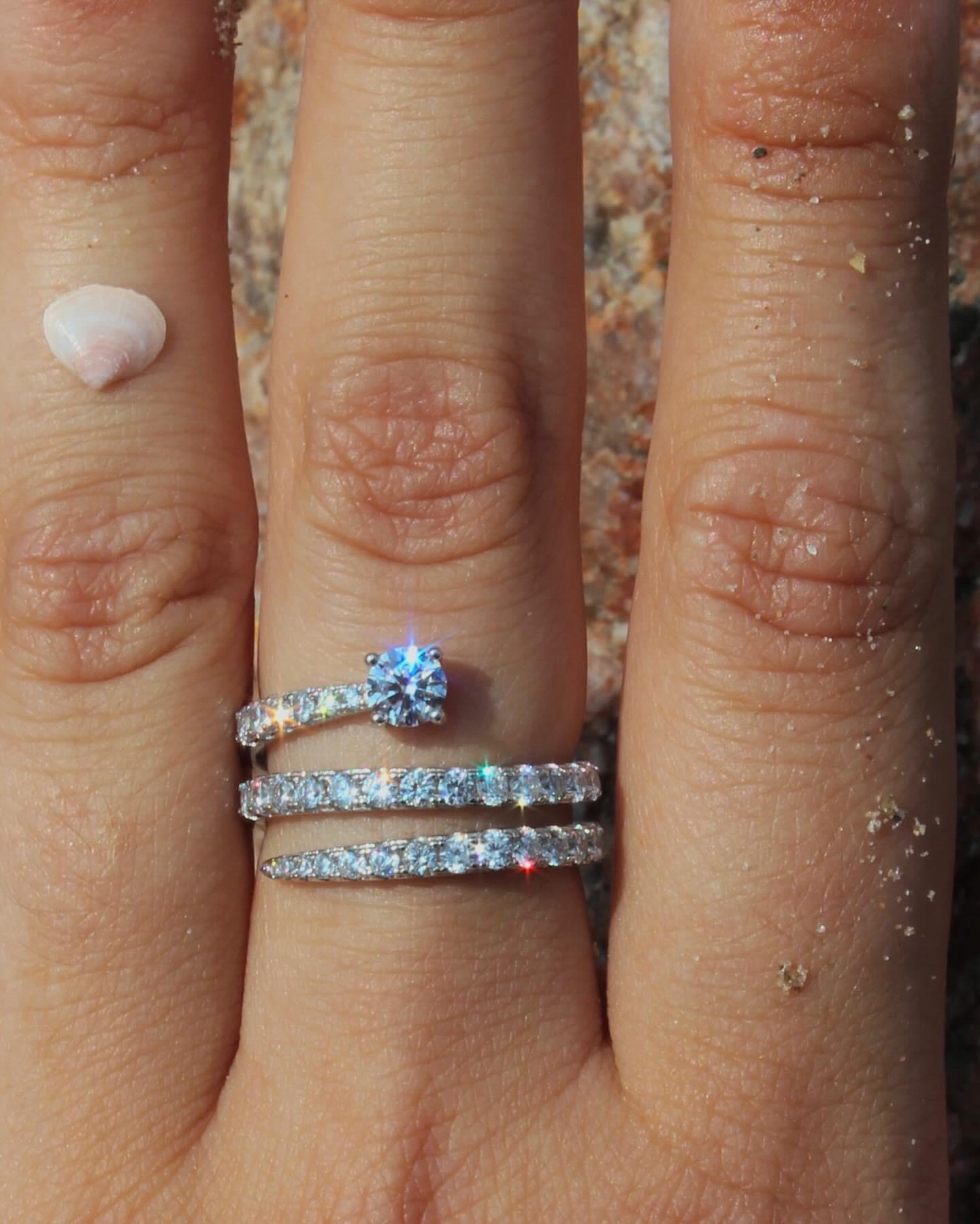 Comet Ring. Rhodium Plated Silver 925 + High Carbon Diamonds.