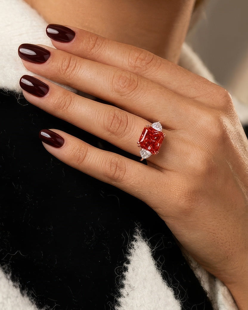 Pink & Fabulous. Rhodium-plated Sterling Silver 925 Ring with Pink High Carbon Diamond.