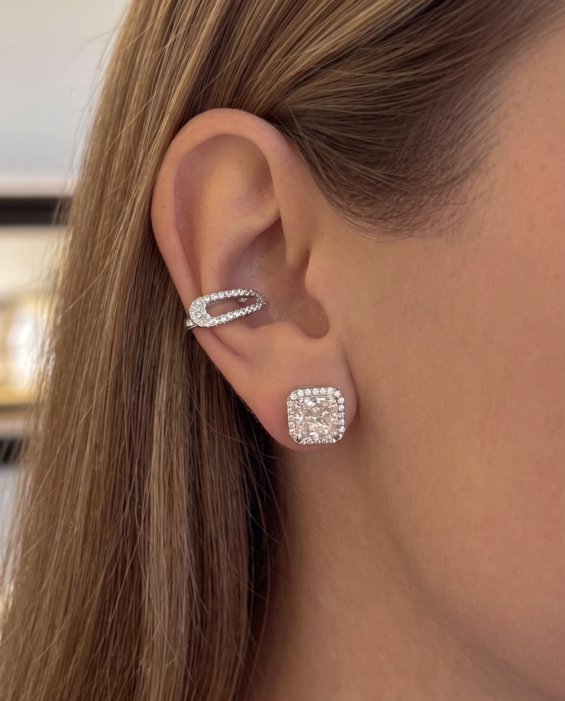 Gorgeous Ivory Earrings. Rhodium-plated Sterling Silver 925 + High Carbon Diamonds.
