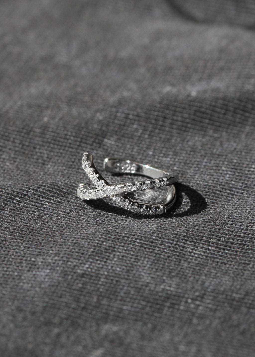 "X" Ear Cuff. Rhodium-plated Sterling Silver 925 + High Carbon Diamonds. No Piercing Earring.