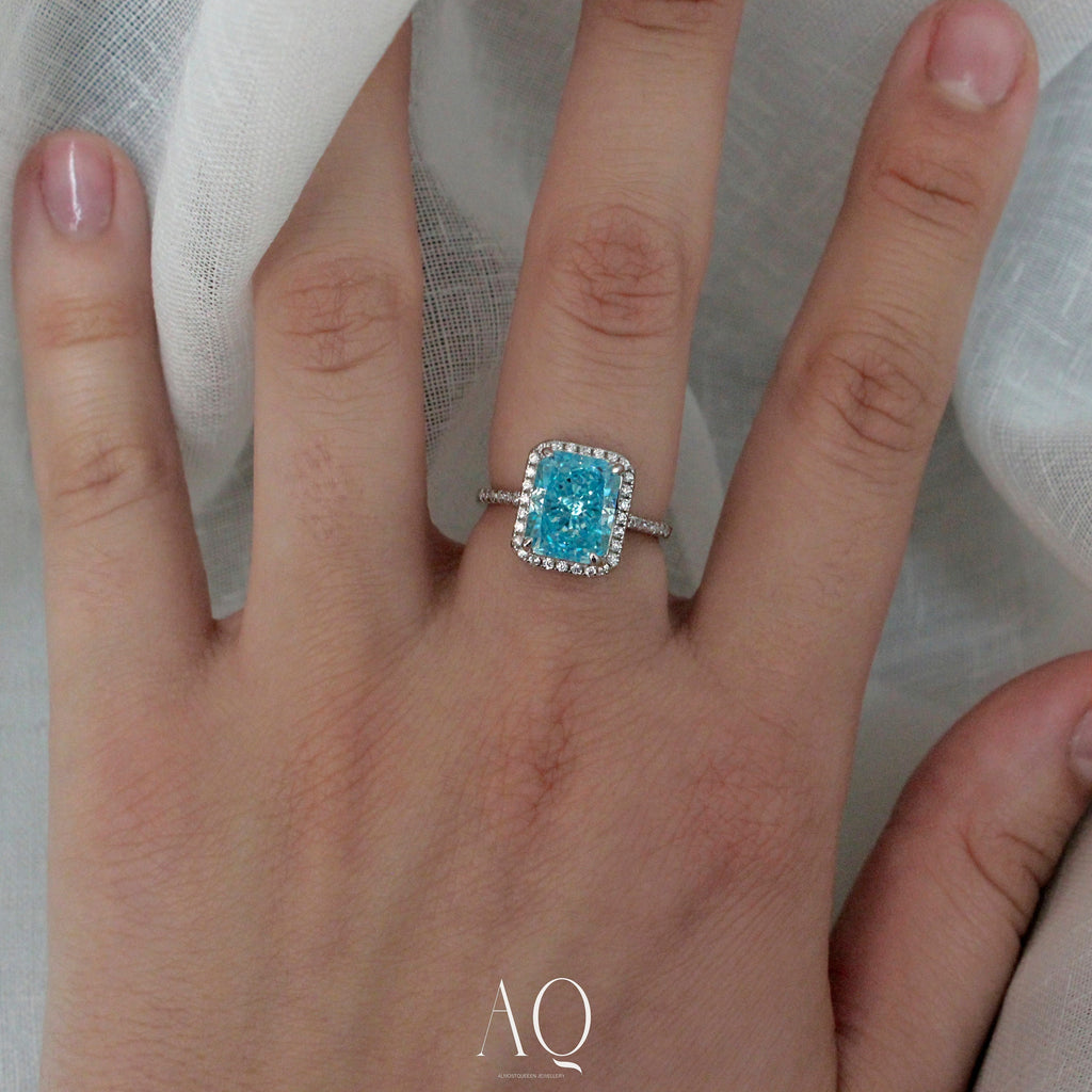 Sky Blue Gorgeous Ring. Rhodium-plated Sterling Silver 925 + High Carbon Diamonds.