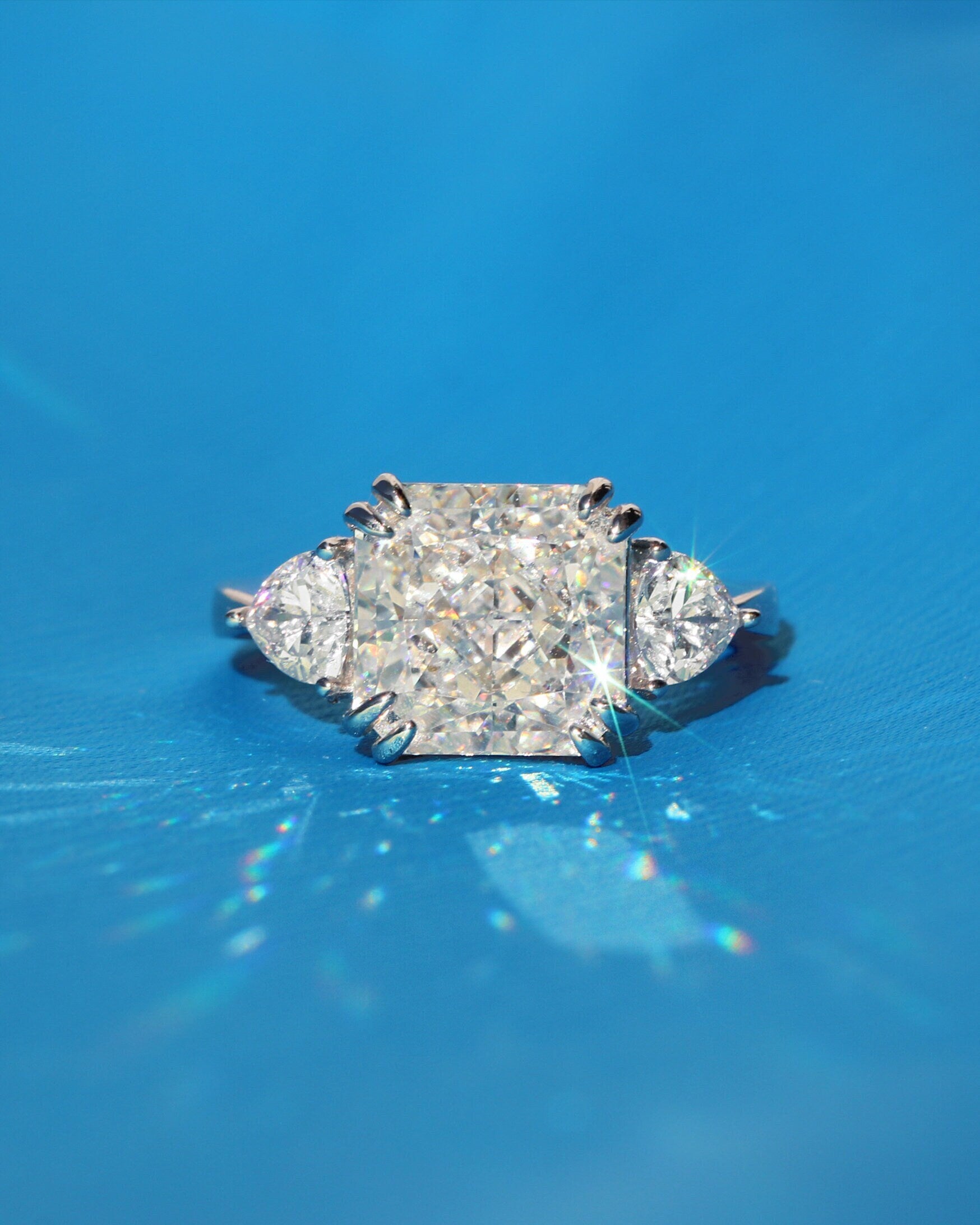 Perfect Ivory Ring. Rhodium-plated Sterling Silver 925 + High Carbon Diamonds.