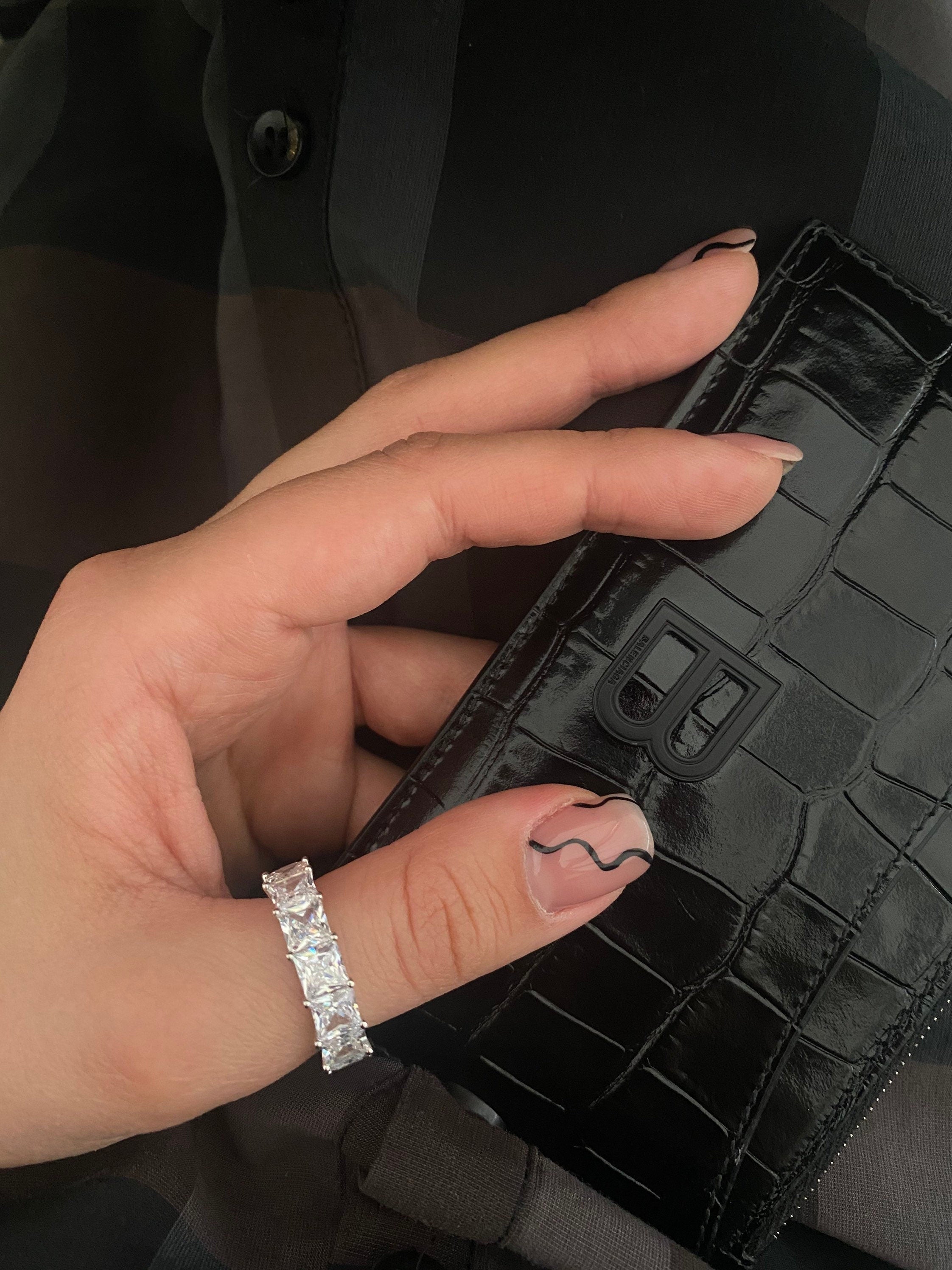 Square Eternity Ring. Rhodium-plated Sterling Silver 925 + High Carbon Diamonds.