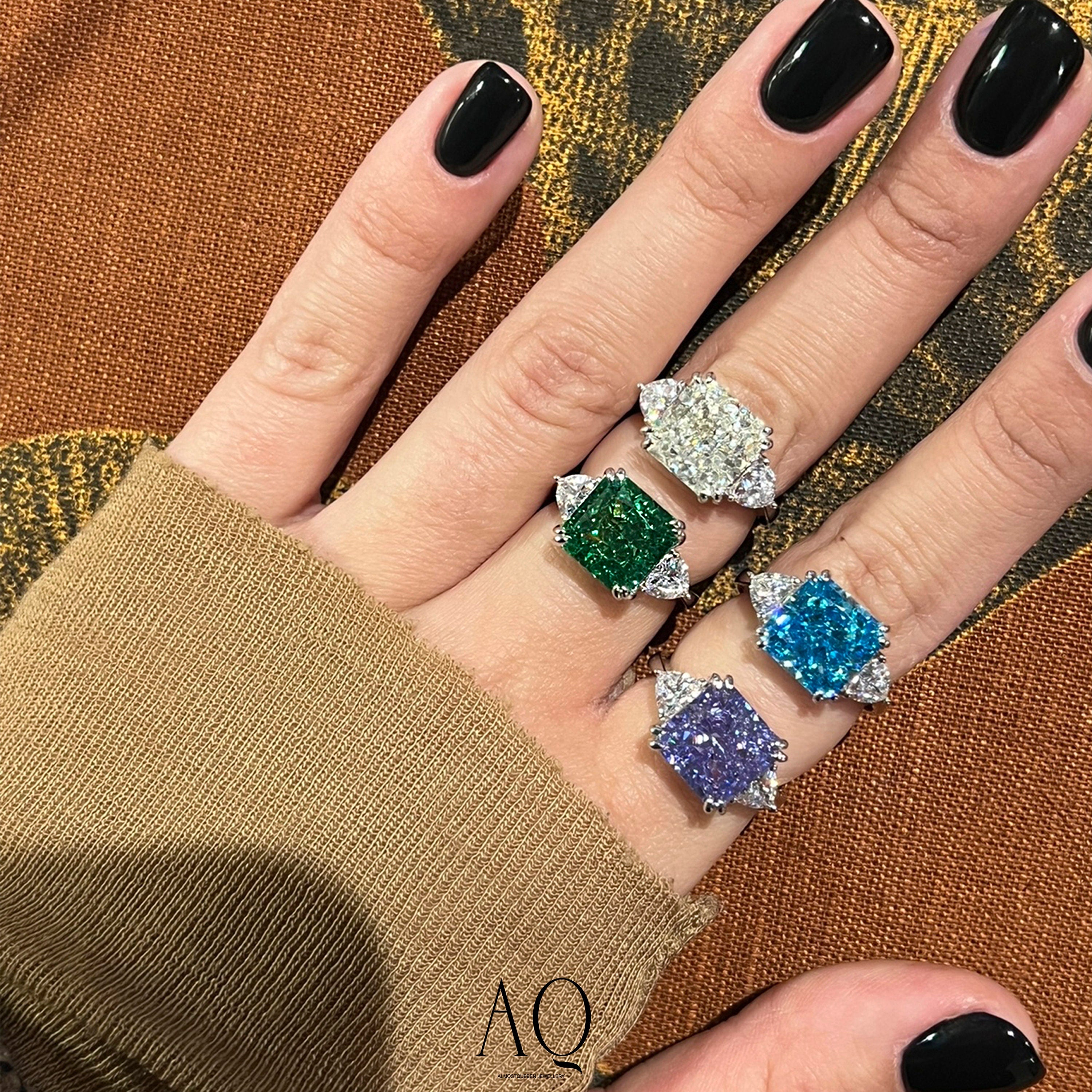 Perfect Grass-Green Ring. Rhodium-plated Sterling Silver 925 + High Carbon Diamonds