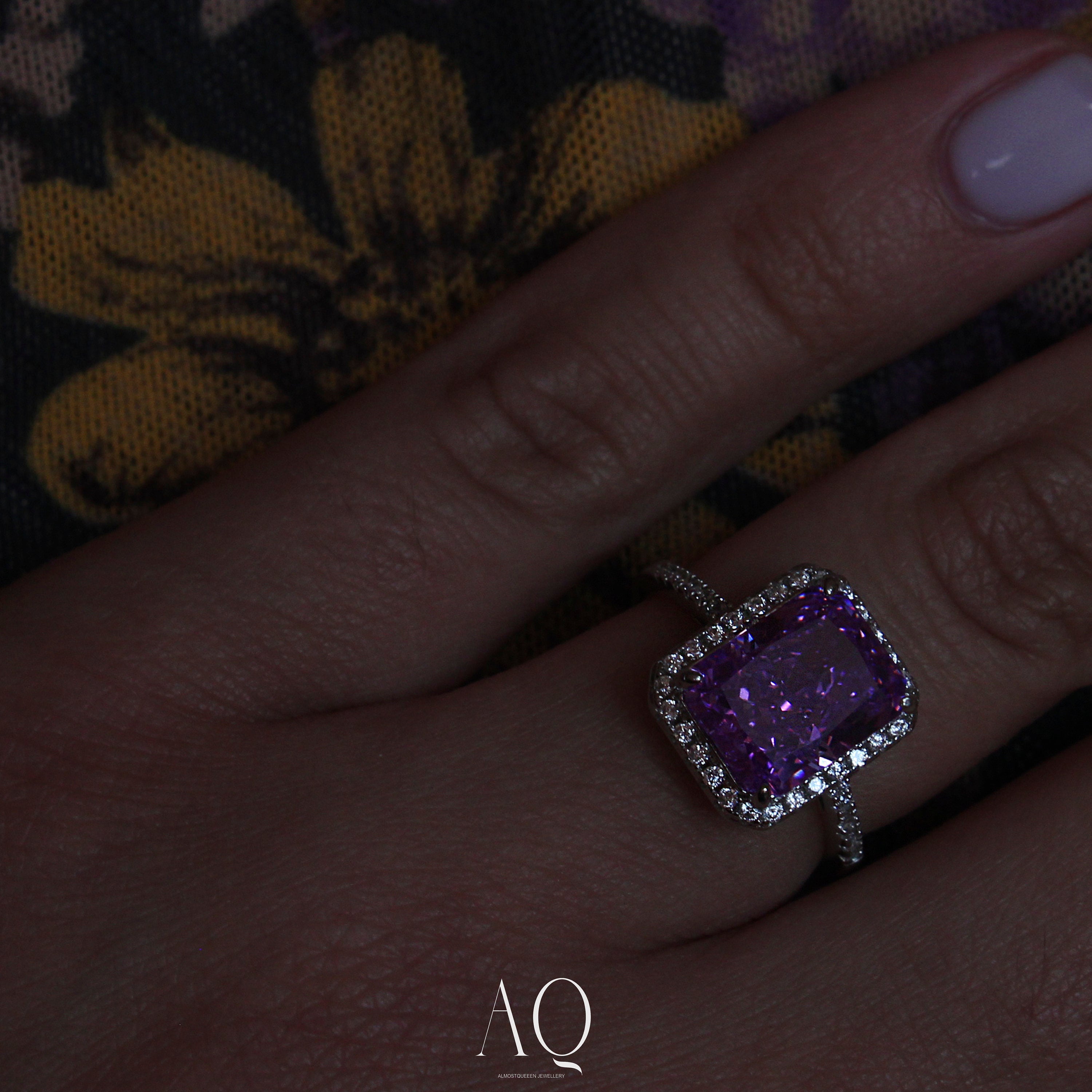 Gorgeous Purple Ring. High Carbon Diamonds + Rhodium-plated Sterling Silver 925