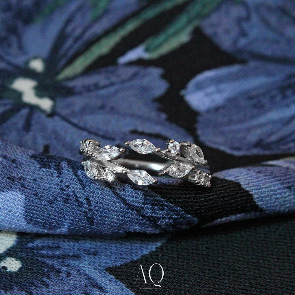 Leaf Ring: Marquise & Diamond Cuts. Resizable size.