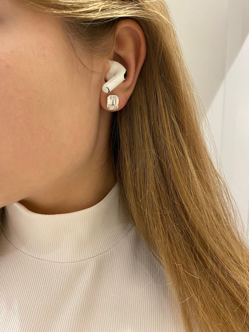 Emerald Cut Studs: Rhodium-plated Sterling Silver 925 + High Carbon Diamonds