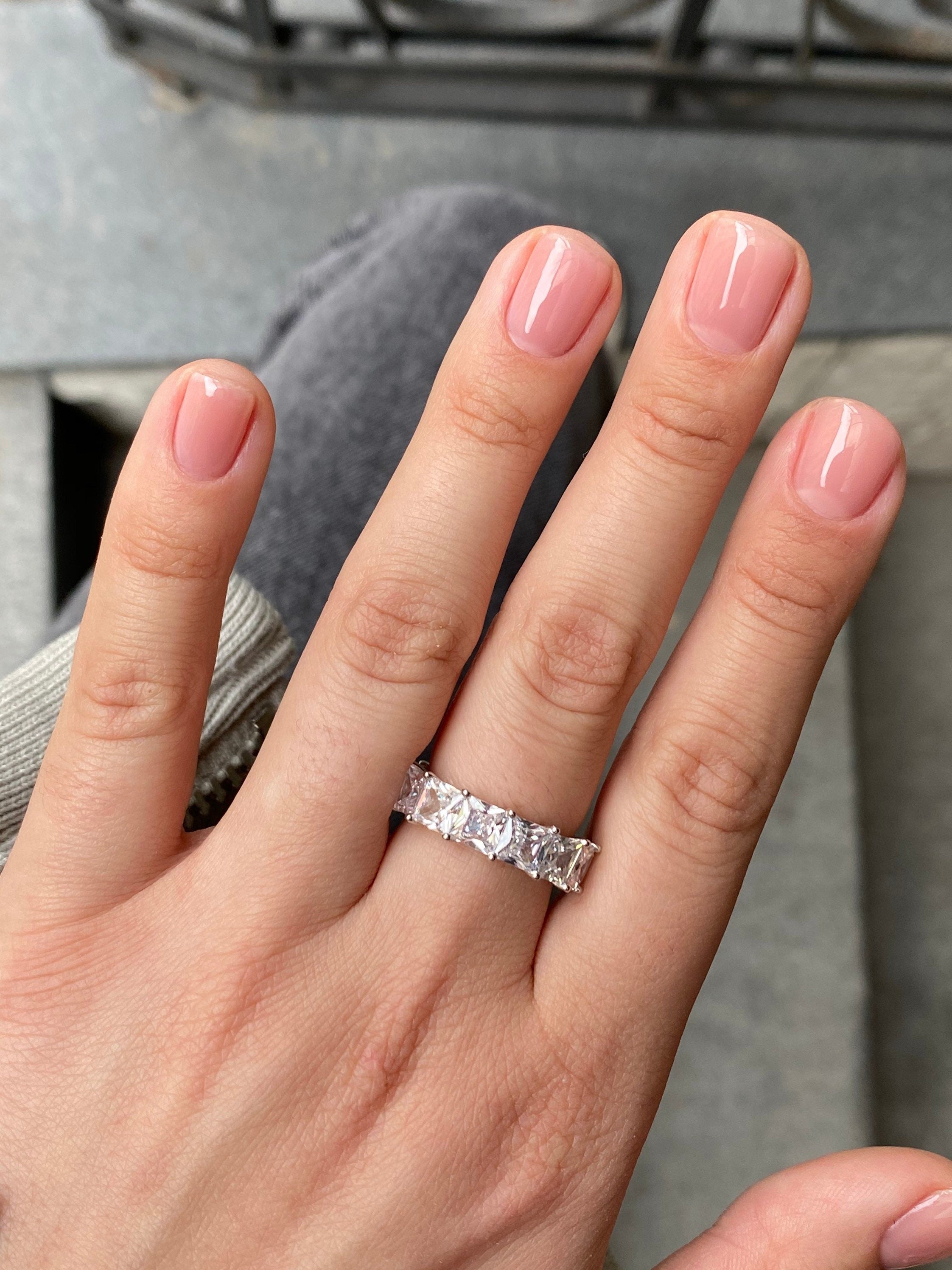 Square Eternity Ring. Rhodium-plated Sterling Silver 925 + High Carbon Diamonds.