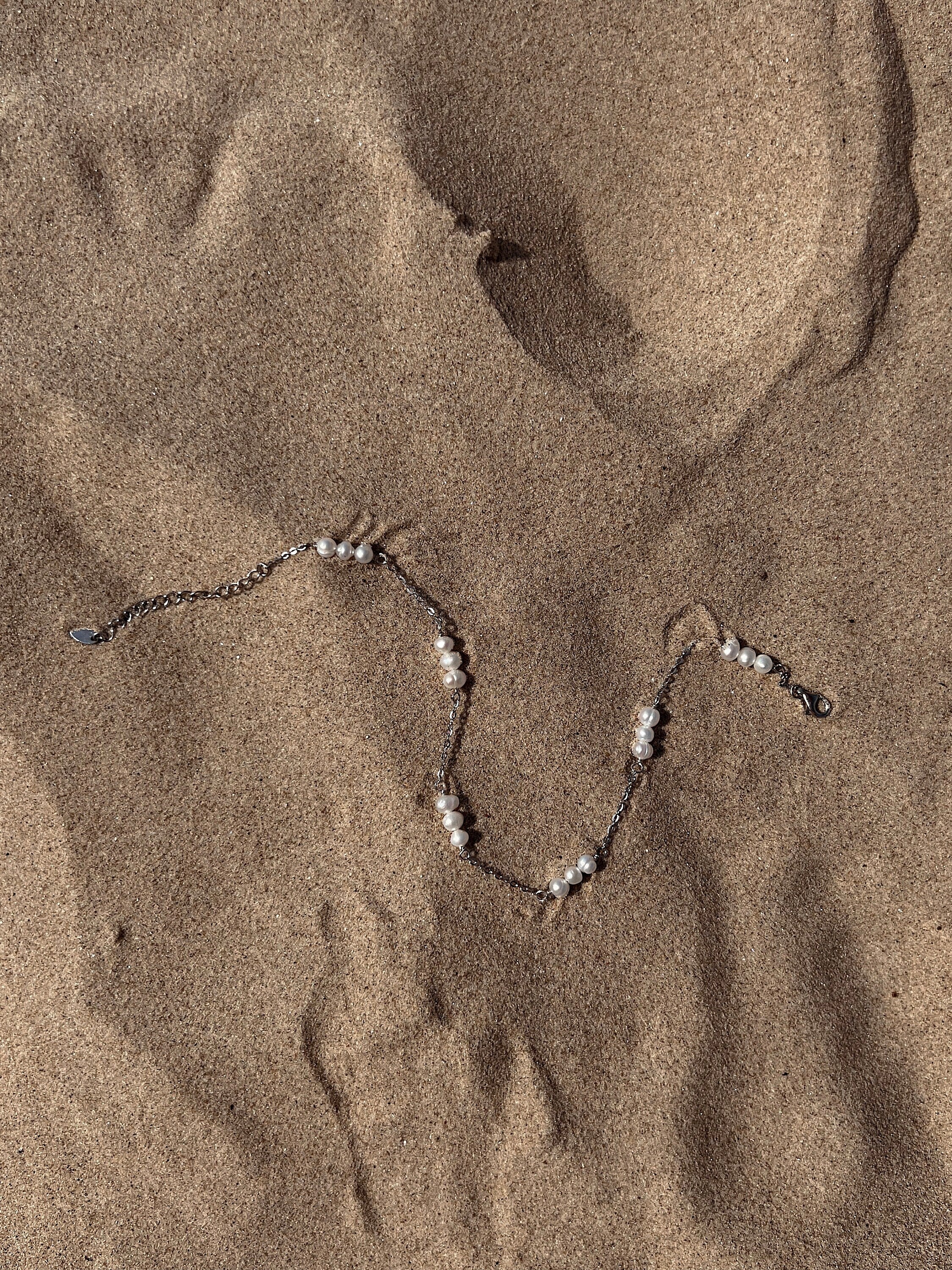 Pearl Anklet: Feminine Ankle Bracelet. Rhodium-plated Sterling Silver 925, water-friendly.
