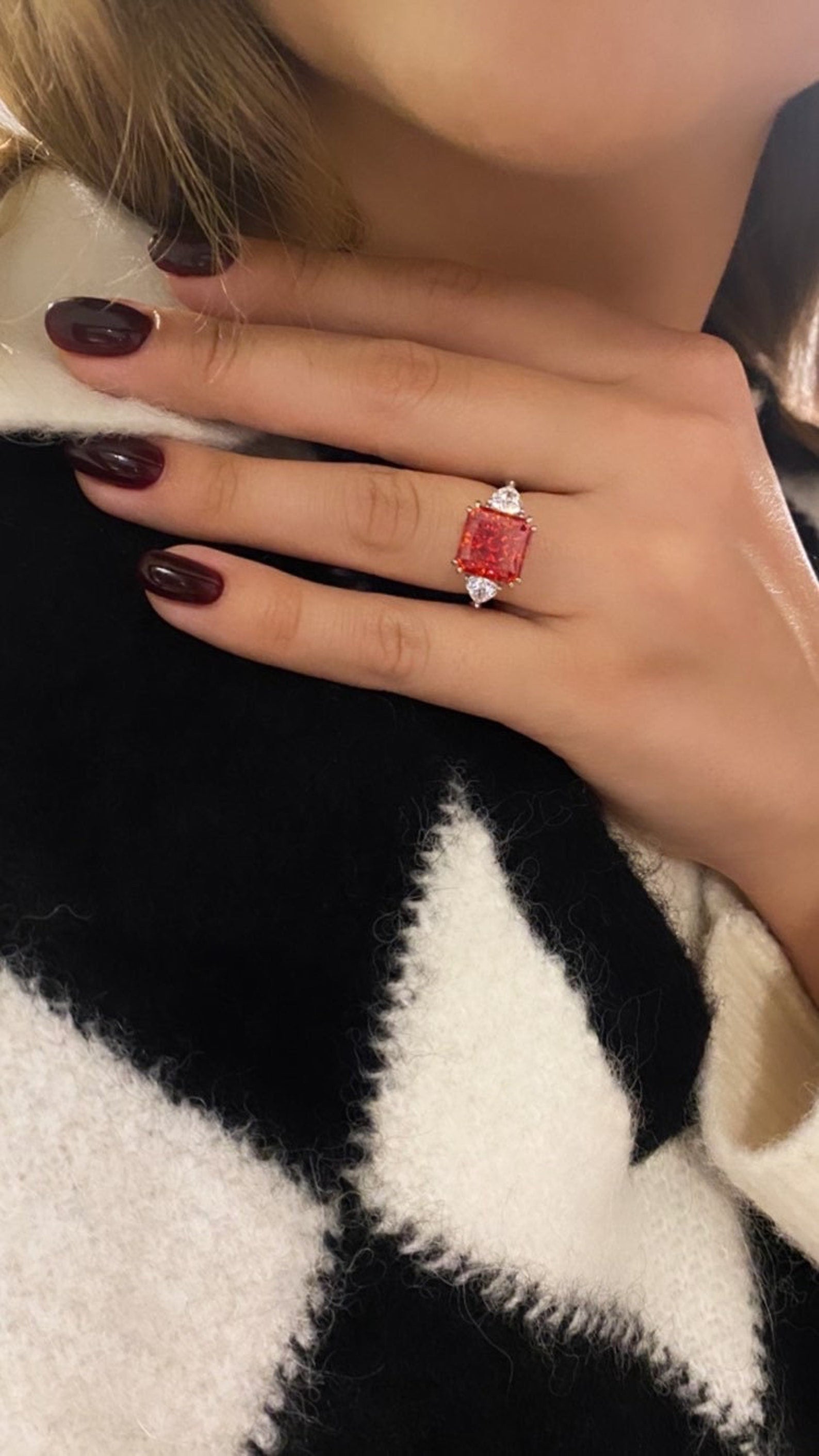 Pink & Fabulous. Rhodium-plated Sterling Silver 925 Ring with Pink High Carbon Diamond.