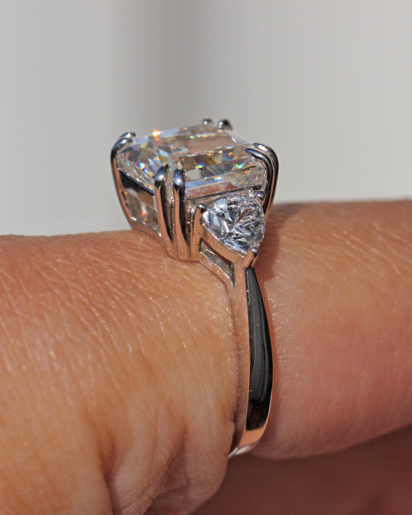 Perfect Ivory Ring. Rhodium-plated Sterling Silver 925 + High Carbon Diamonds.