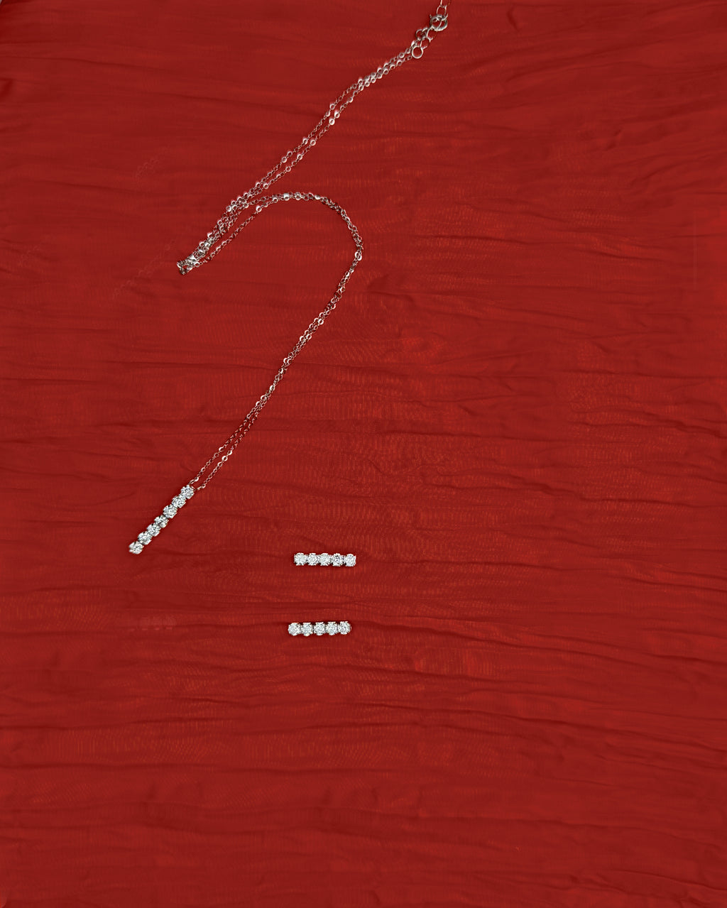 Cascade Necklace. Rhodium-plated Sterling Silver 925 + High Carbon Diamonds.